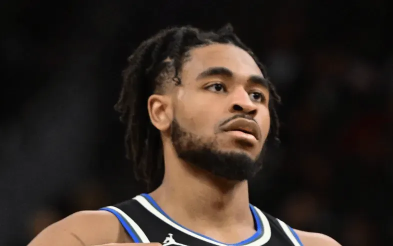 好博体育官方-卡梅伦-托马斯近6战场均8分2助攻，投篮命中率27%+三分16.7%